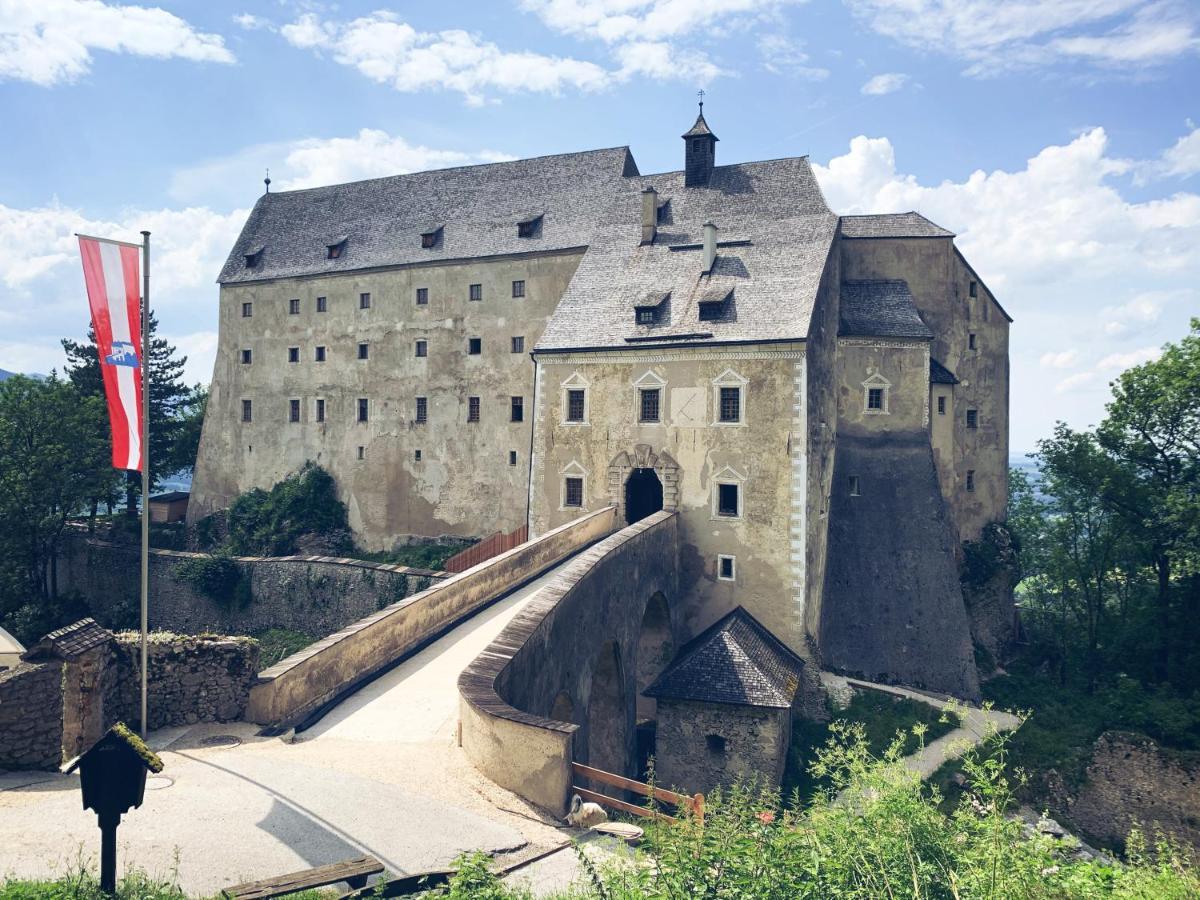Burg Altpernstein Otel Micheldorf in Oberösterreich Dış mekan fotoğraf